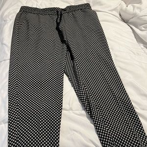 Ann Taylor Size 14 black and white pants with drawstring